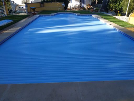 CUBIERTA SUMERGIDA PVC AZUL